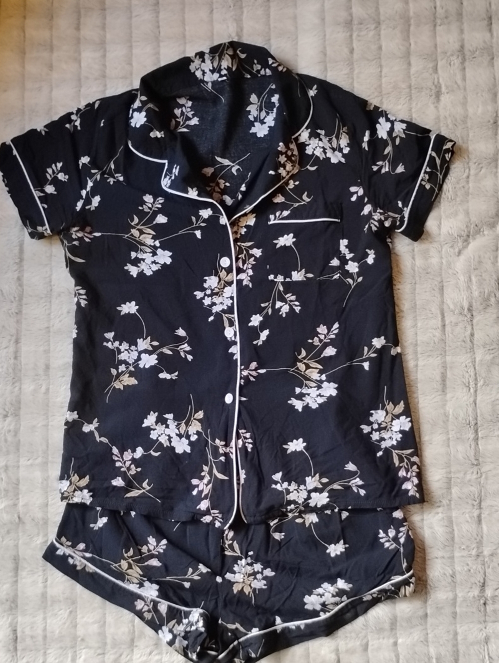Black Floral Short Pajama Set with White Piping - Picture 2 of 11